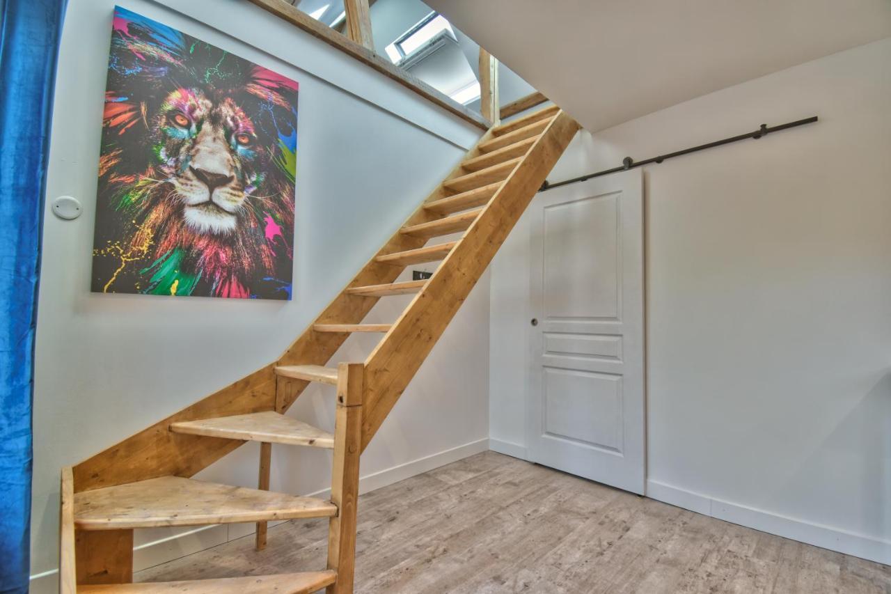 Appartement * Le Duplex * *